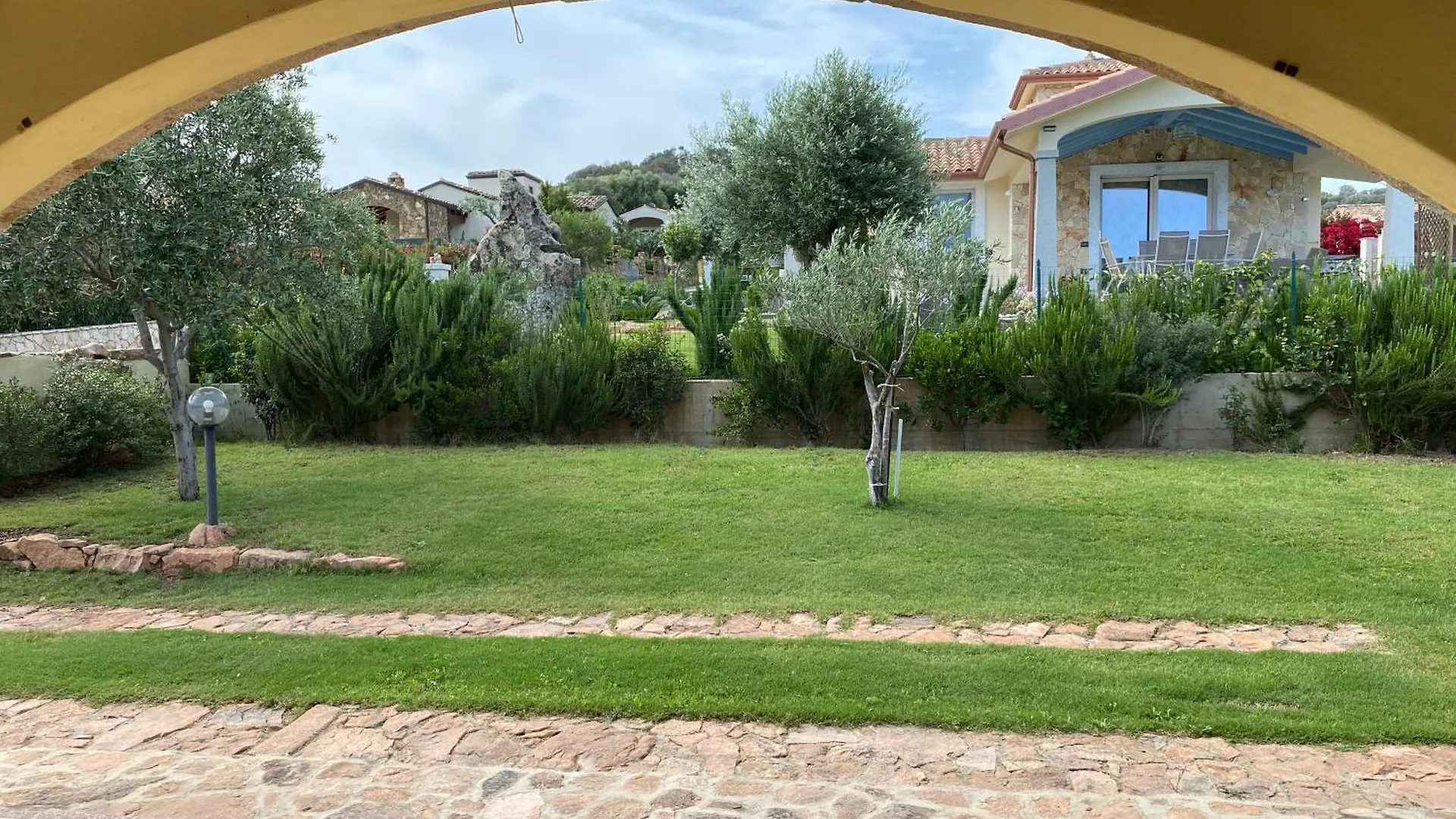 Villa Sara Castiadas